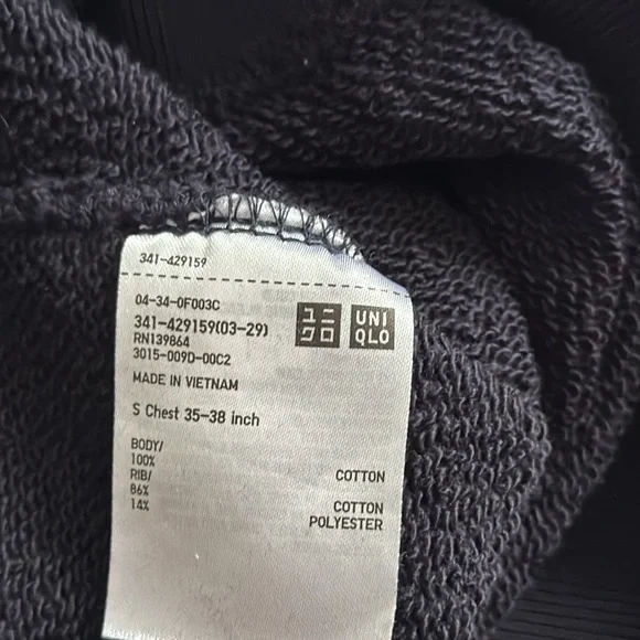 Uniqlo Sweatshirt - Picture 3 of 3